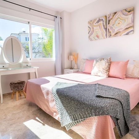 2Bdr Penthouse, Los Naranjos, W/Pool, 2Km P.Banus Marbella Exterior foto